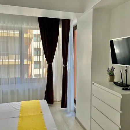 Апартаменты Summerland Nico