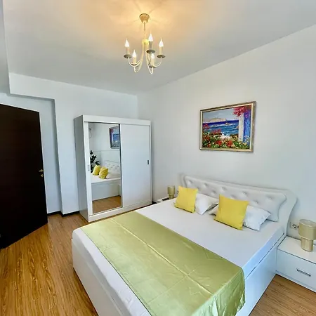 Apartment Summerland Nico