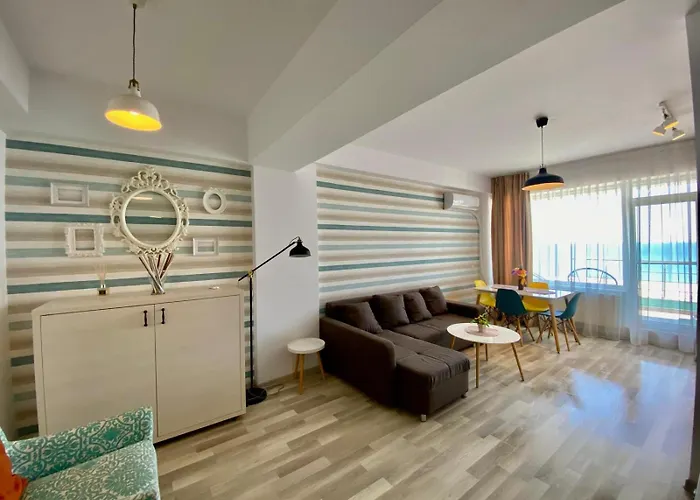 Summerland Nico 公寓 *